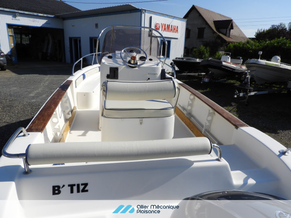 bateau occasion avec moteur et remorque